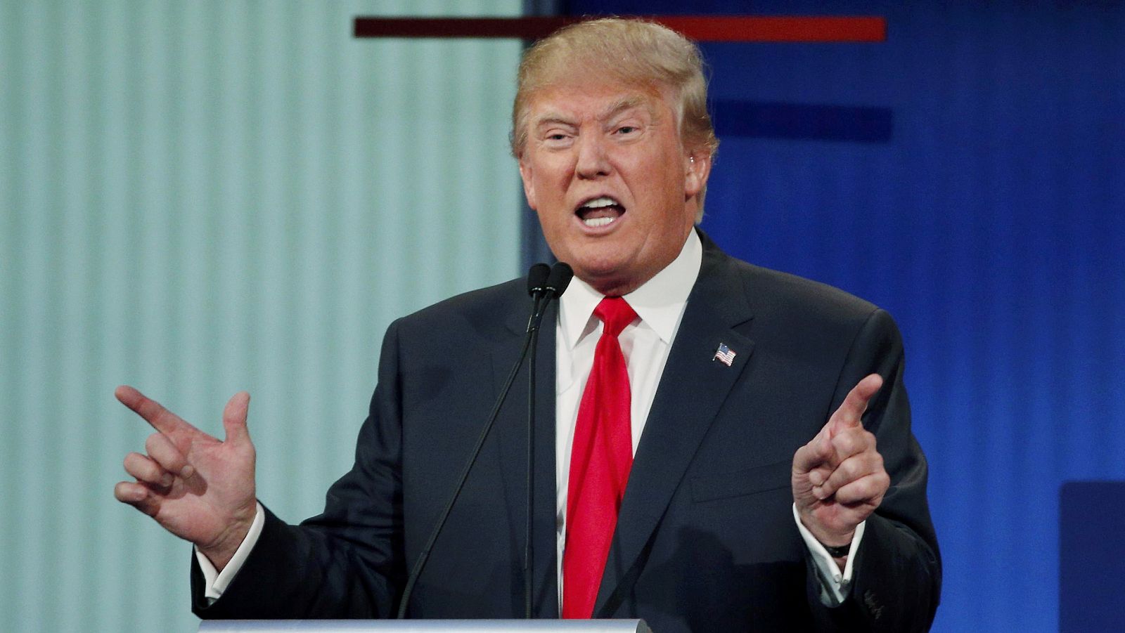 El cendidato republicano a las primarias de 2016, Donald Trump, en el primer debate electoral, en Cleveland