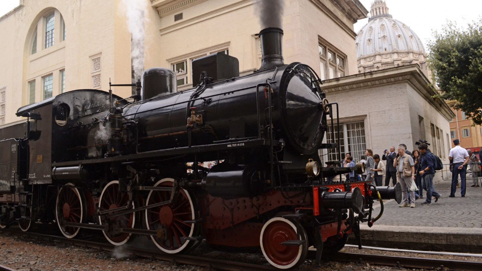 Un tren turístico enlazará semanalmente la Ciudad del Vaticano con Castel Gandolfo