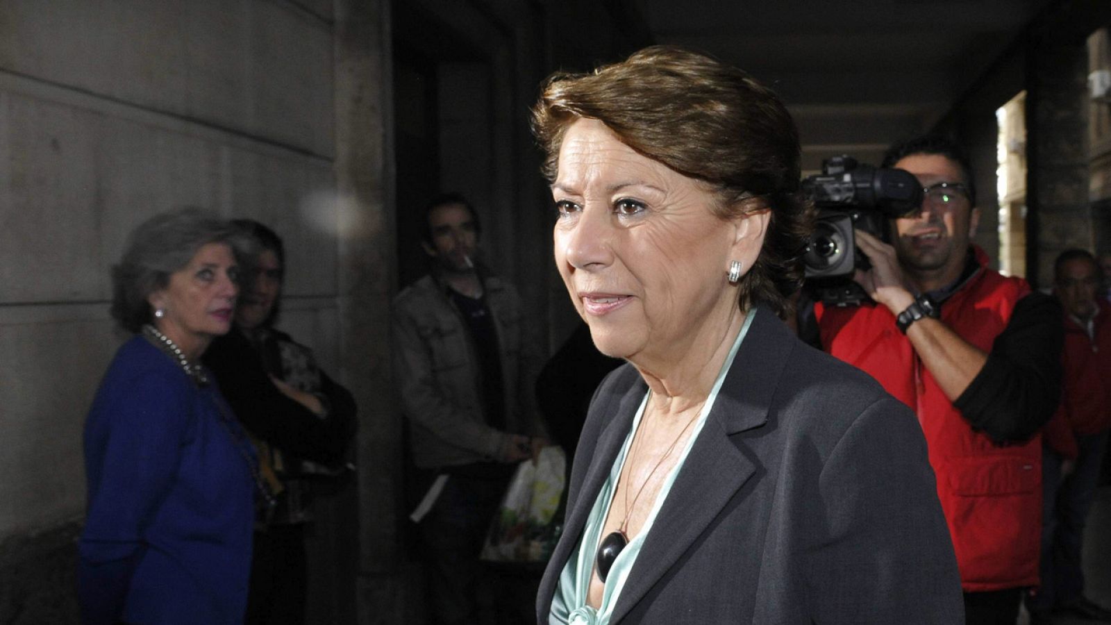 Foto de archivo de Magdalena Álvarez a su llegada a los juzgados en noviembre de 2013