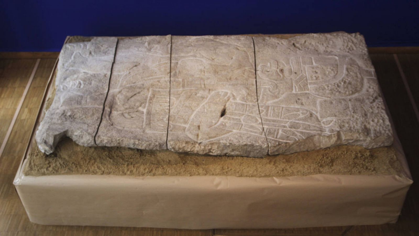 Bajorrelieve olmeca de Xoc, un petrograbado de 400 kilos de peso y tres milenios de antigüedad