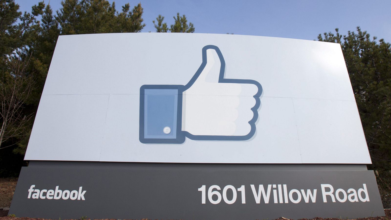 Facebook está trabajando para complementar al botón de "me gusta" y a los comentarios.
