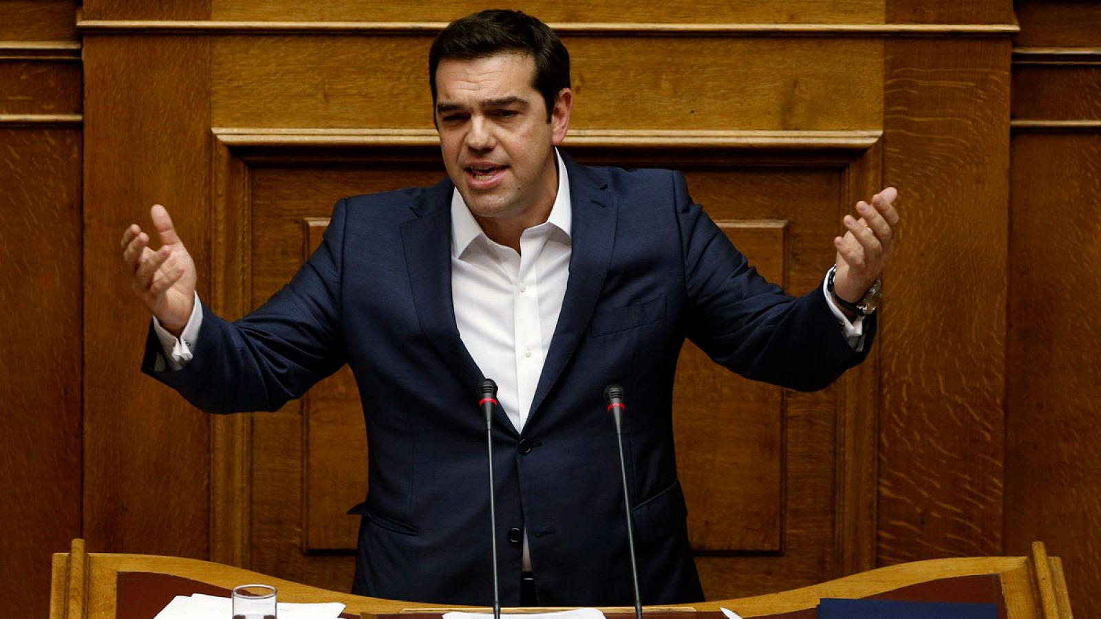 El primer ministro griego, Alexis Tsipras, durante su discurso de cierre a tres días de debate de su programa de Gobierno.