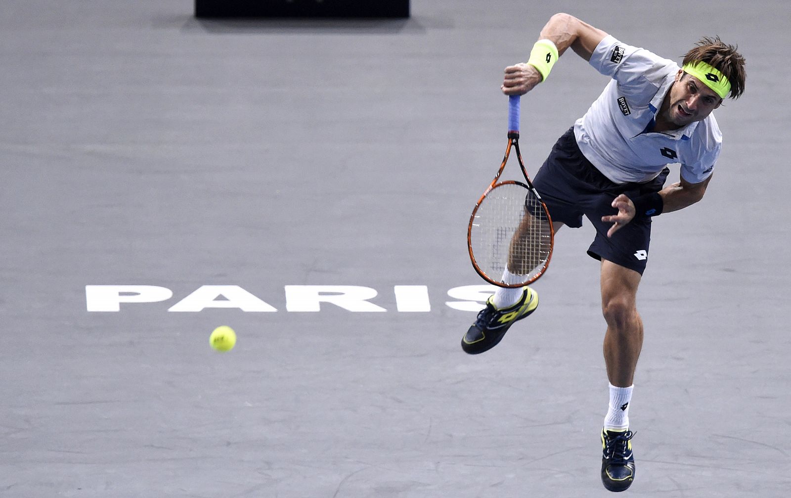 Imagen del tenista español David Ferrer durante su partido ante Dolgopolov.