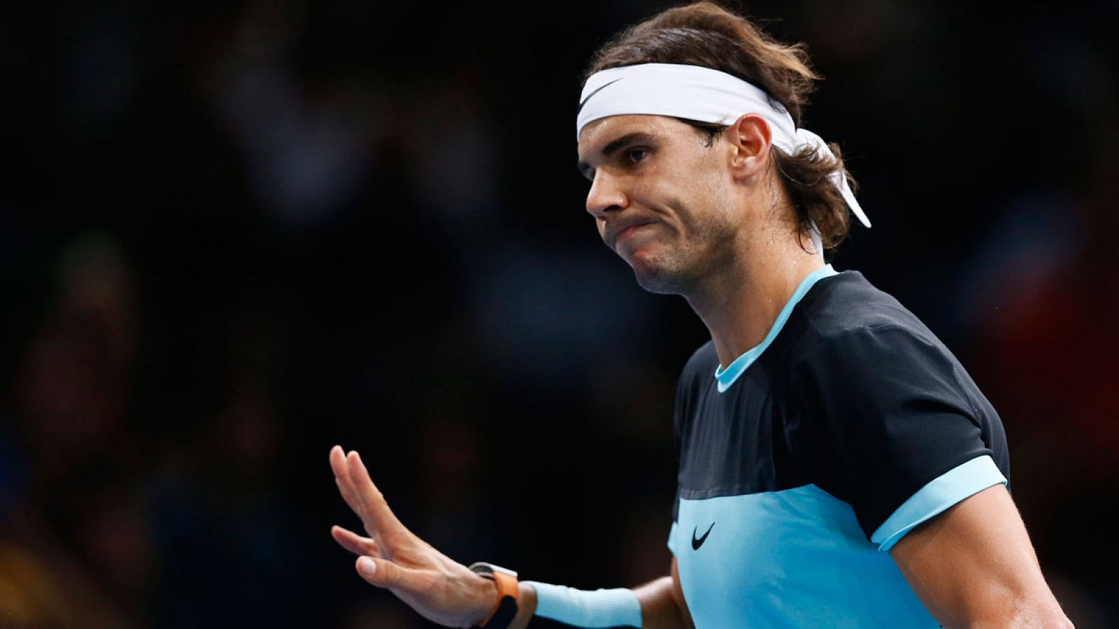 Rafael Nadal durante el partido contra Stanislas Wawrinka en el Masters 1000 de París.