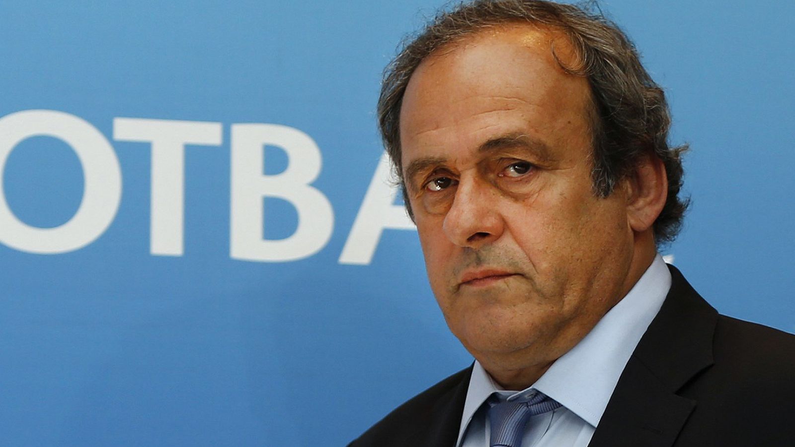 Michel Platini no podrá luchar por la presidencia de la FIFA.