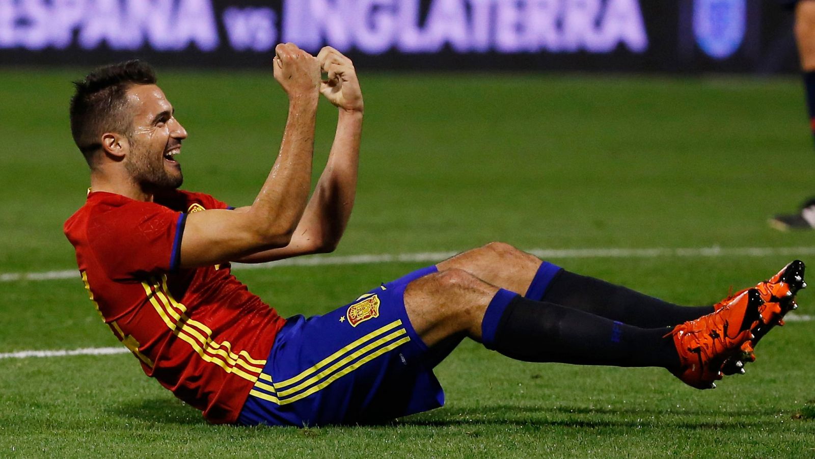 Mario marca su segundo gol con España