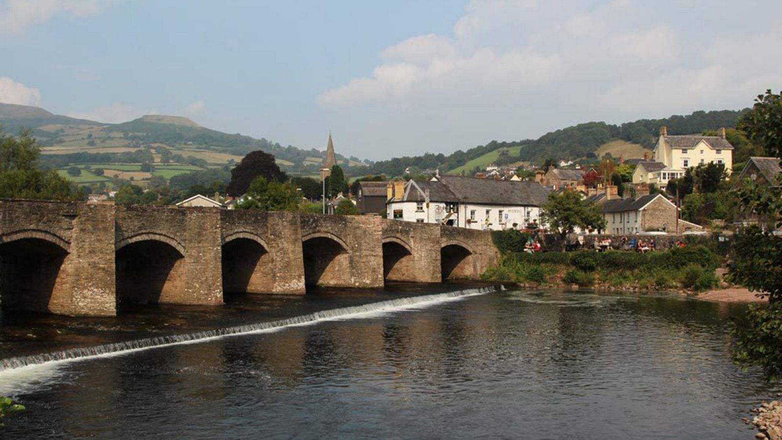 El puente sobre el río Usk en la localidad galesa de Crickhowell