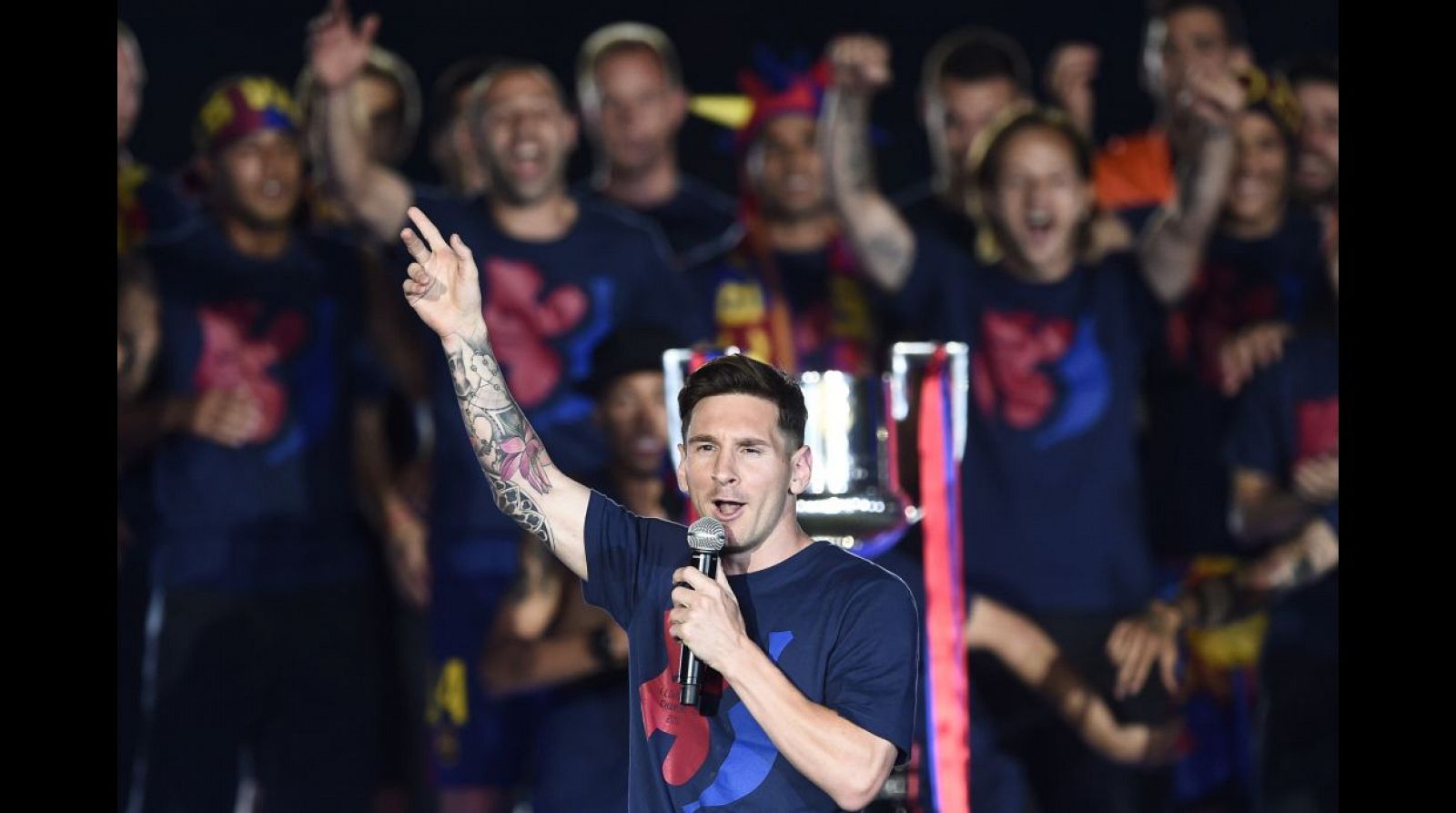Messi durante la celebración del triplete en el Camp Nou