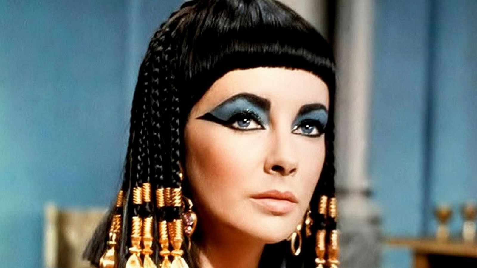 Elisabeth Taylor protagonizó el clásico 'Cleopatra' (1963) de Joseph L.Mankiewicz.