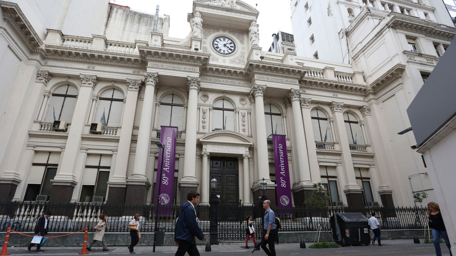 Vista de la sede del Banco Central de Argentina en Buenos Aires