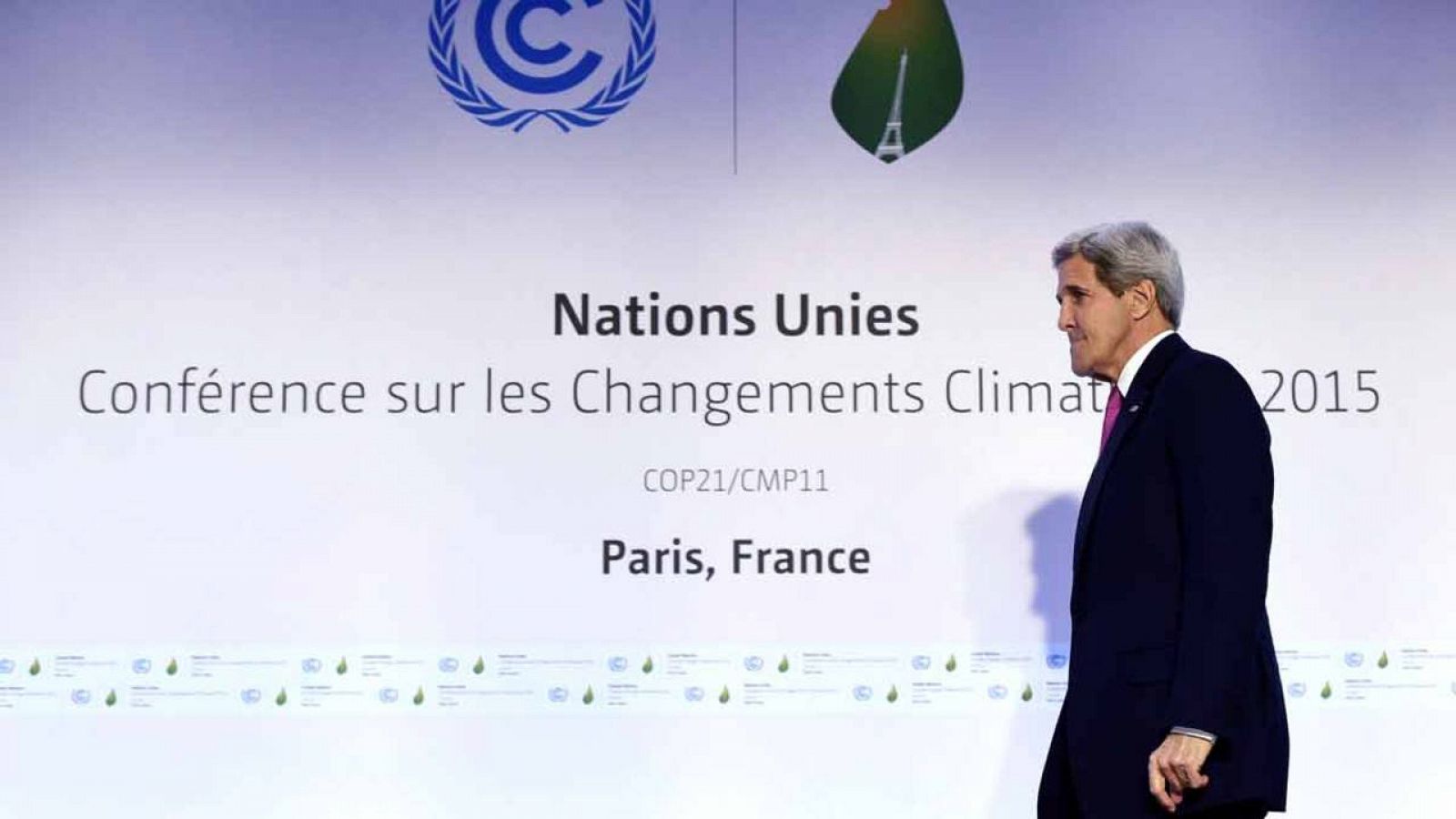 El secretario de Estado norteamericano, John Kerry, en la Cumbre del Clima de París (COP21).