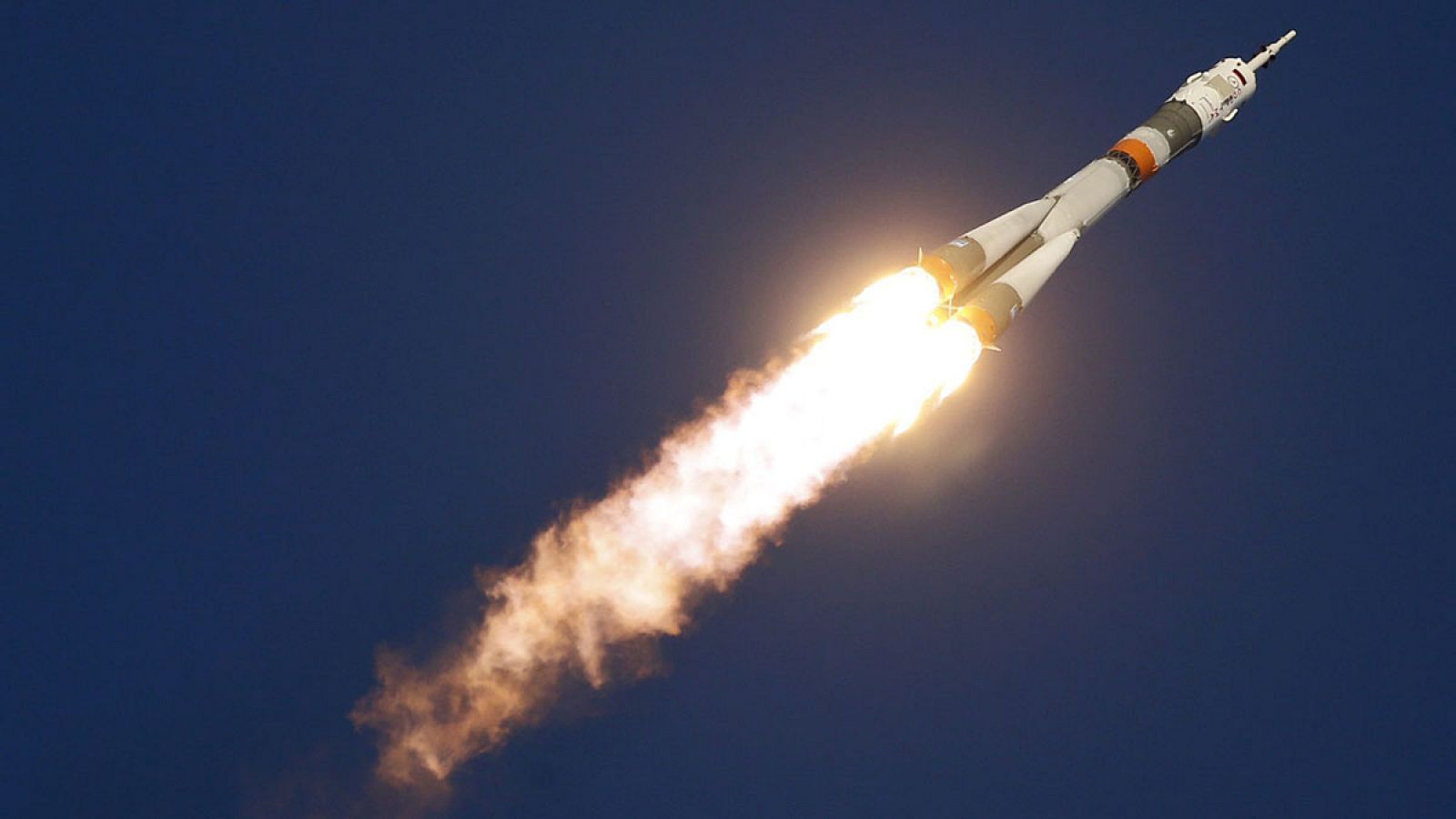 La nave rusa Soyuz TMA-19M ha sido lanzada desde el cosmódromo de Baikonur, Kazajistán.