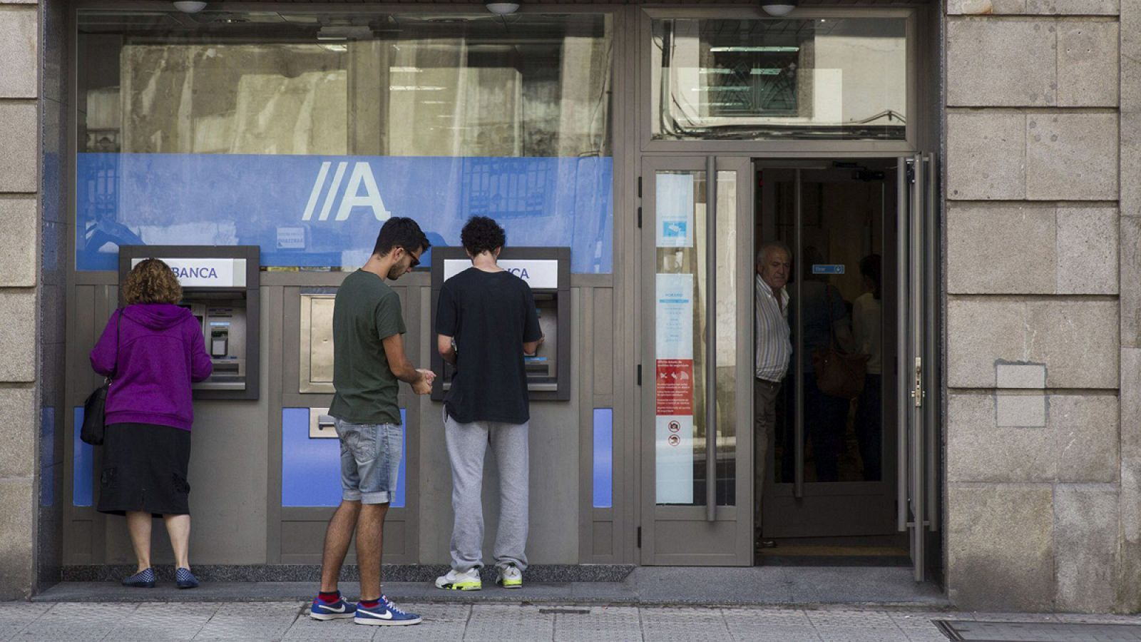 ABANCA CULMINA EL CAMBIO DE IMAGEN CORPORATIVA