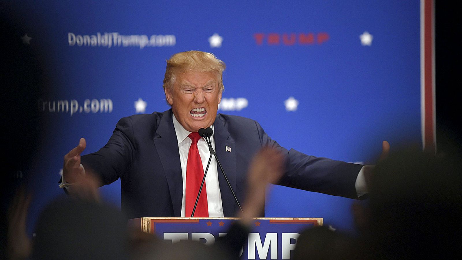 El candidato republicano, Donald Trump, ofrece un mítin en New Hampshire.