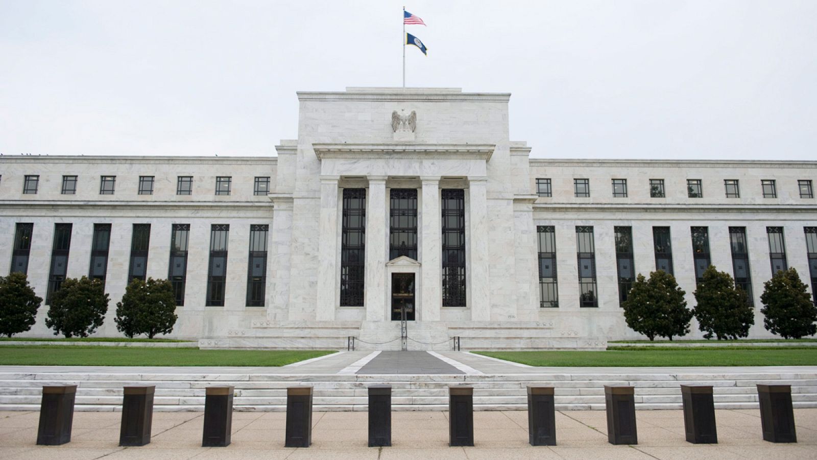 Fachada principal del edificio de la Reserva Federal, en Washington