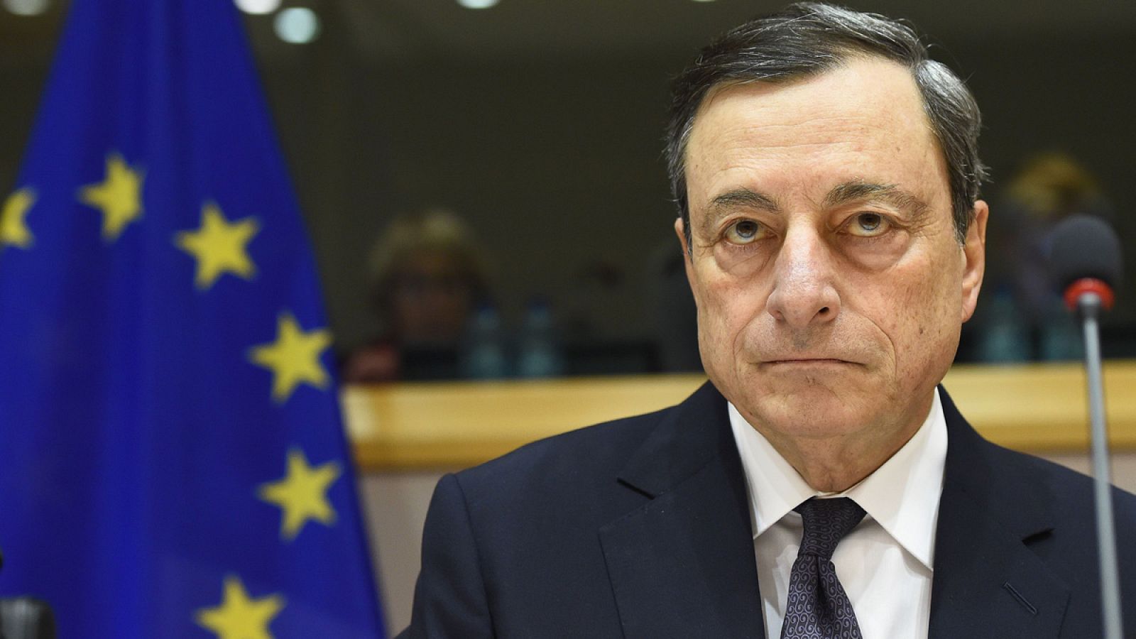Mario Draghi durante su comparecencia en la Comisión de Asuntos Económicos y Monetarios del Parlamento Europeo