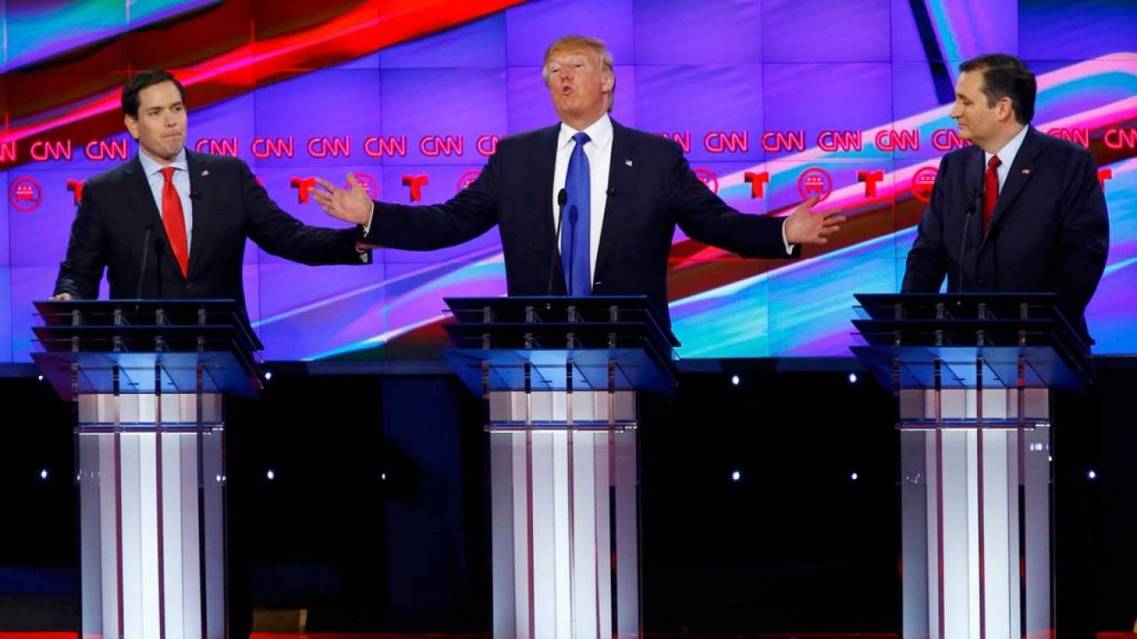 Marco Rubio, Donald Trump y Ted Cruz durante el debate republic