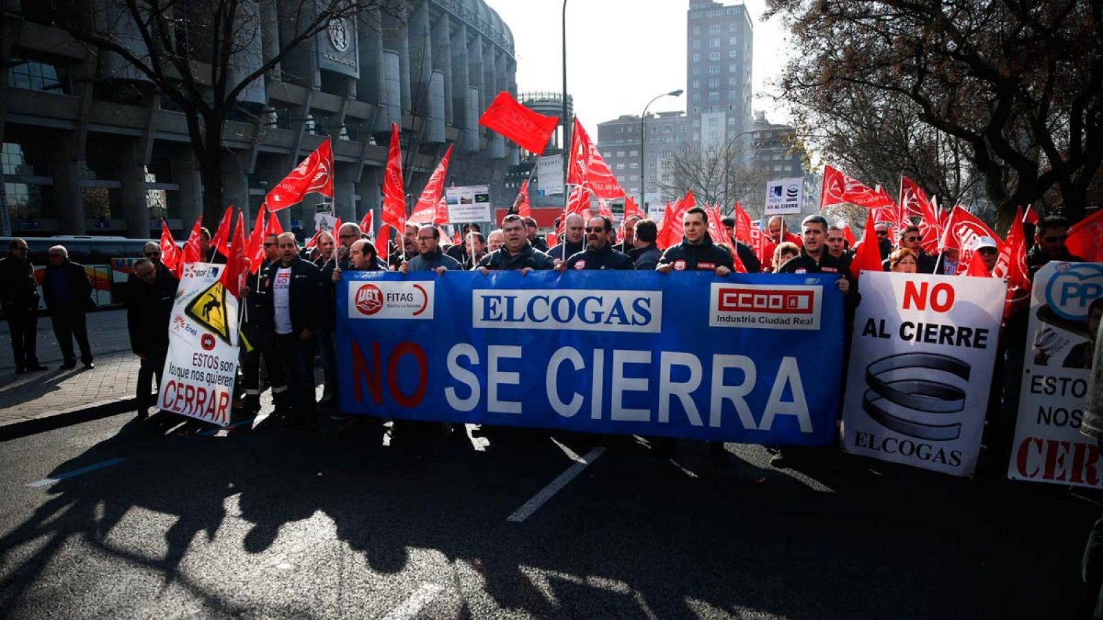 Manifestación en Madrid de trabajadores de la central térmica Elcogas de Puertollano