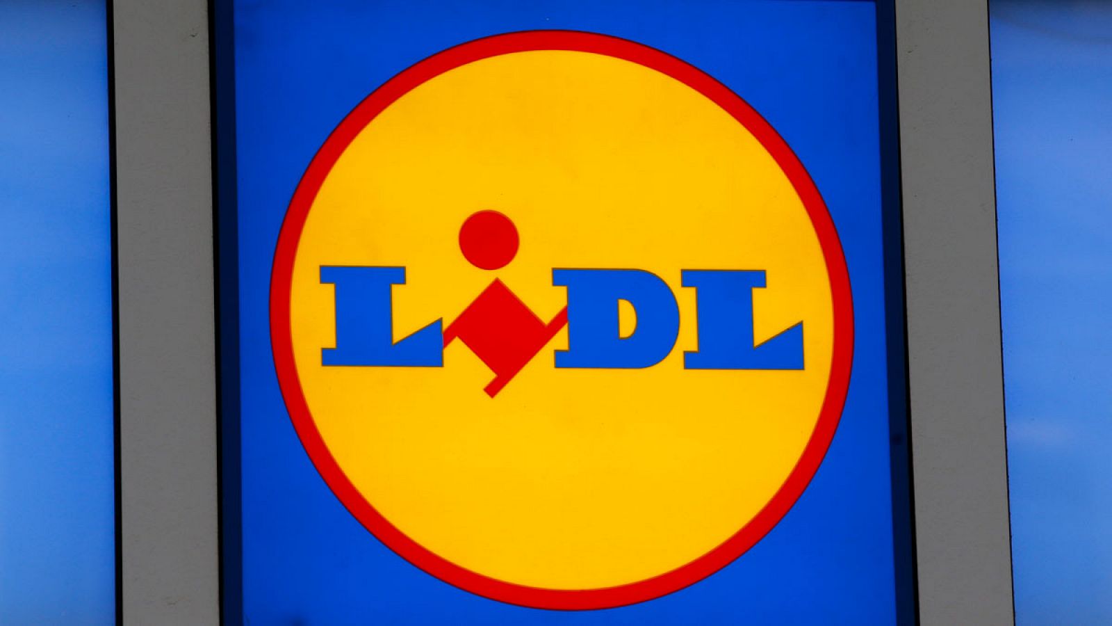 Logo de Lidl en un supermercado