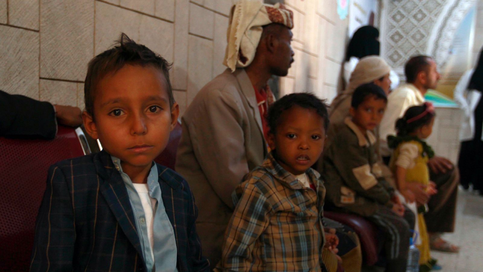 Un niño yemení afectado de talasemia