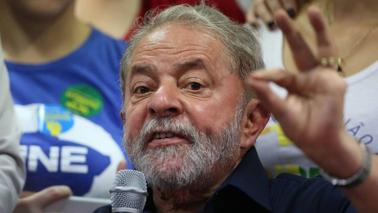 Fotografía del 4 de marzo de 2016 del expresidente brasileño Luiz Inácio Lula da Silva durante rueda de prensa en Sao Paulo.