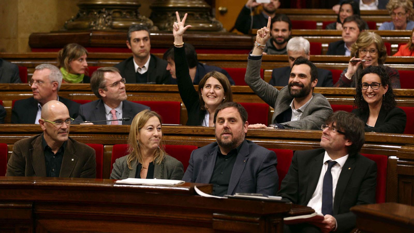 Diputados del grupo de Junts pel Sí en el Parlamento catalán