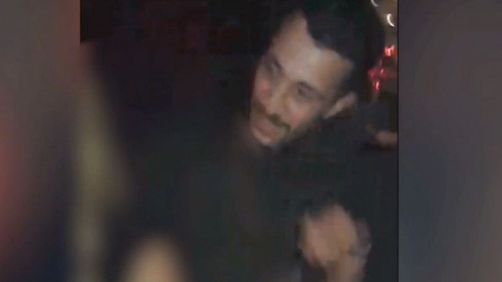 Fotograma de Brahim Abdeslam en un vídeo grabado durante una noche de fiesta en Bruselas
