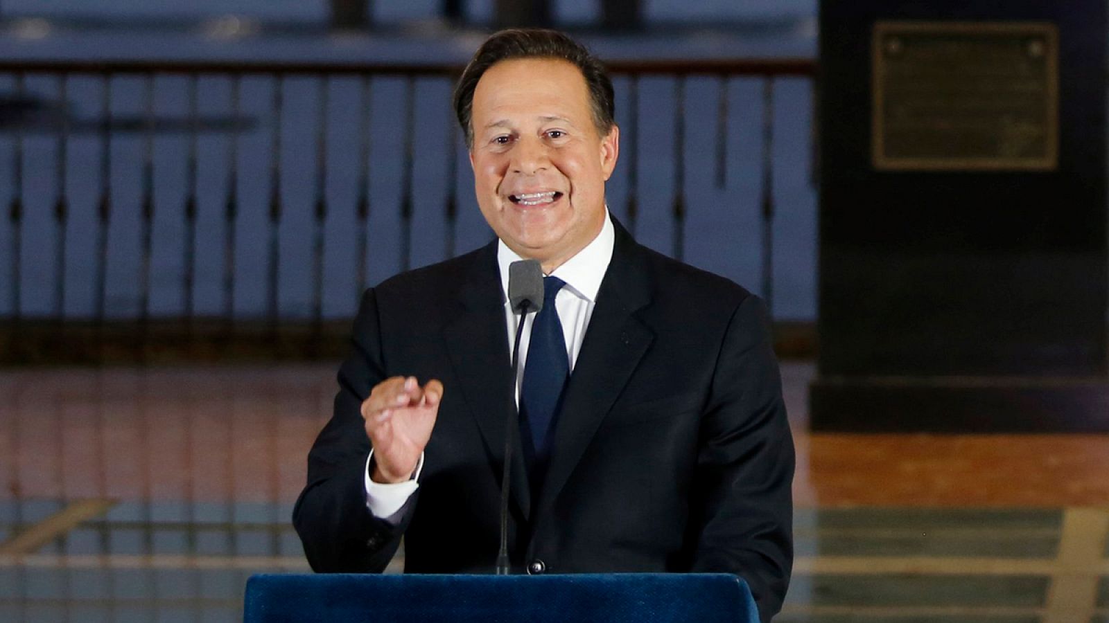 El presidente panameño, Juan Carlos Varela, habla durante una alocución nacional este miércoles.