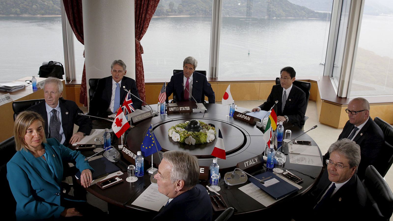 Los ministros de Exteriores del G7 y Federica Mogherini en Hiroshima