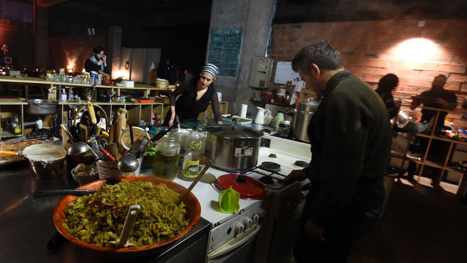 Restaurante francés donde cocinan los alimentos que tira el mercado Rungis