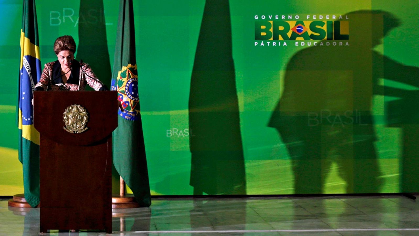 La presidenta de Brasil, Dilma Rousseff, en la rueda de prensa celebrada en Brasilia