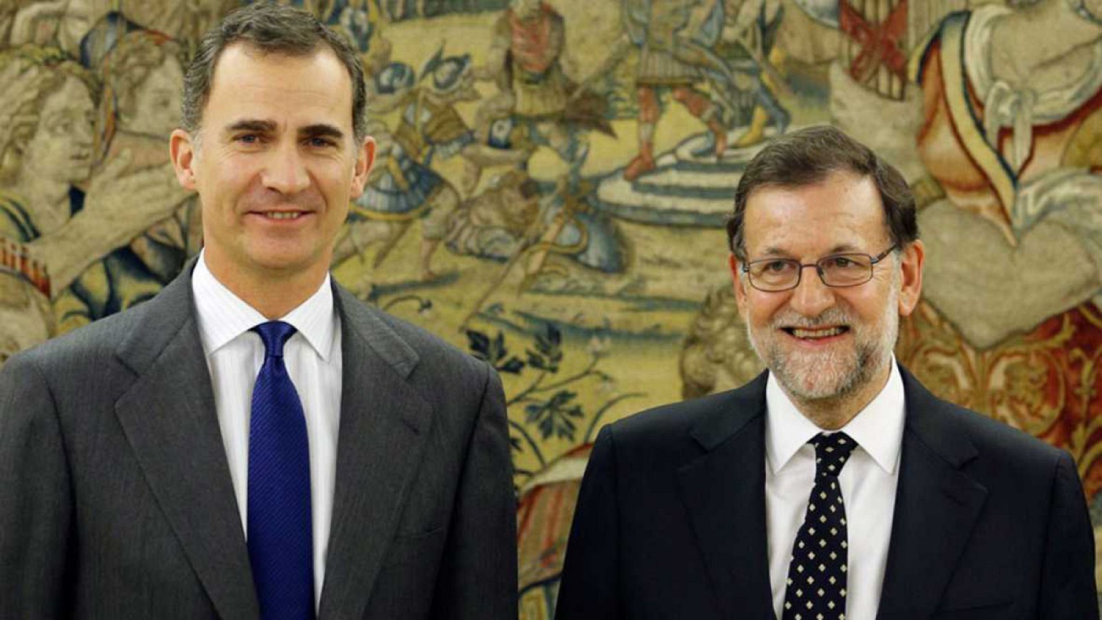 El rey y Mariano Rajoy en el palacio de la Zarzuela