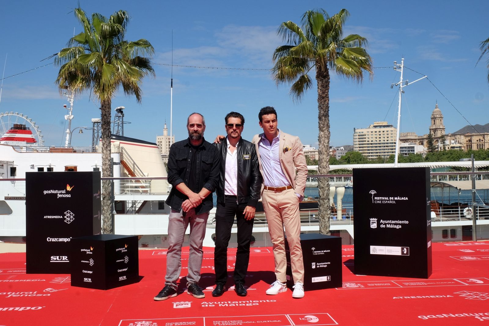 Luis Tosar, Kike Maíllo y Mario Casas en la presentación de Toro en el Festival de Málaga.