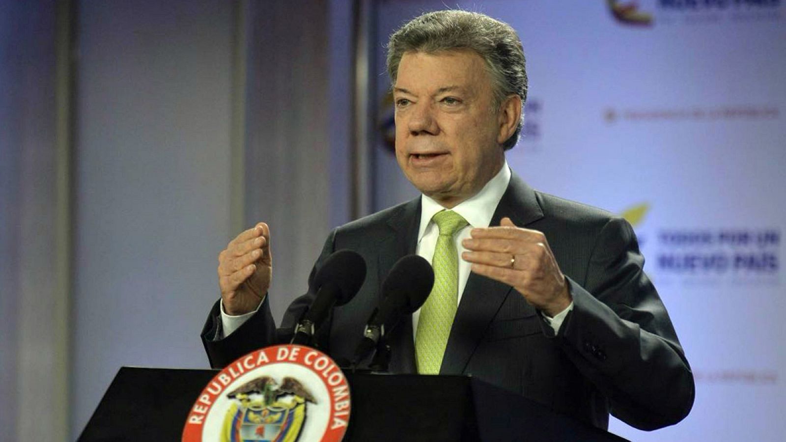 Fotografía cedida por la Presidencia de Colombia del mandatario Juan Manuel Santos en Bogotá.