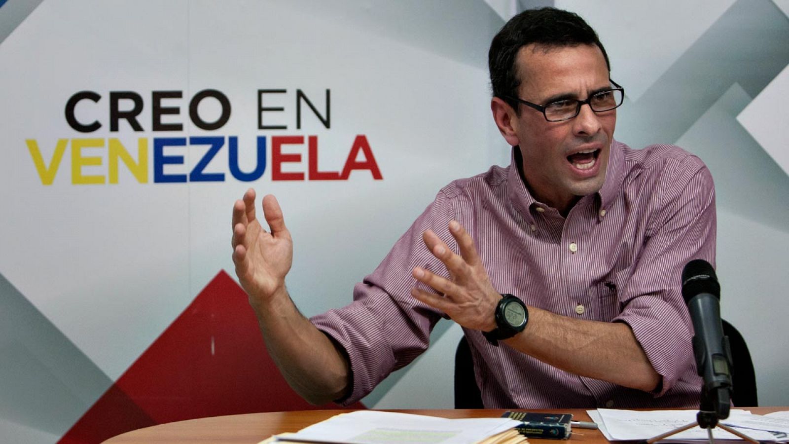 El gobernador del Estado de Miranda y líder opositor venzolano, Henrique Capriles, en una rueda de prensa esta semana