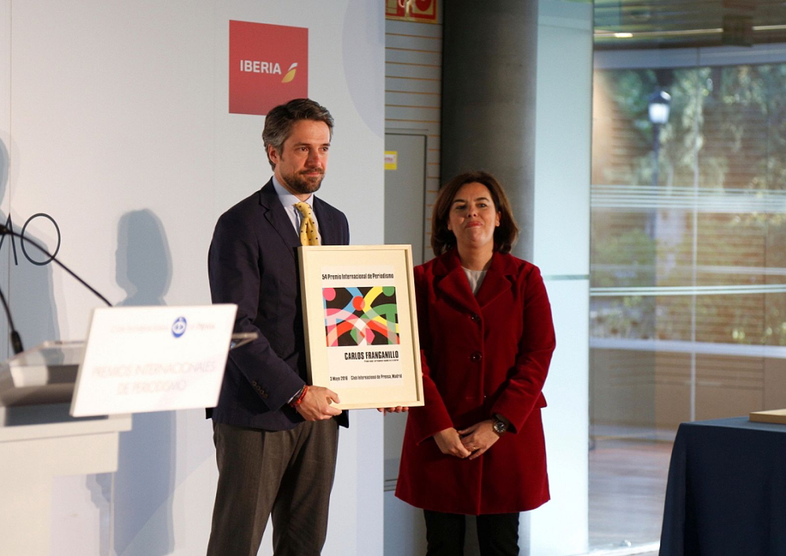 Carlos Franganillo recoge el premio del Club Internacional de Prensa