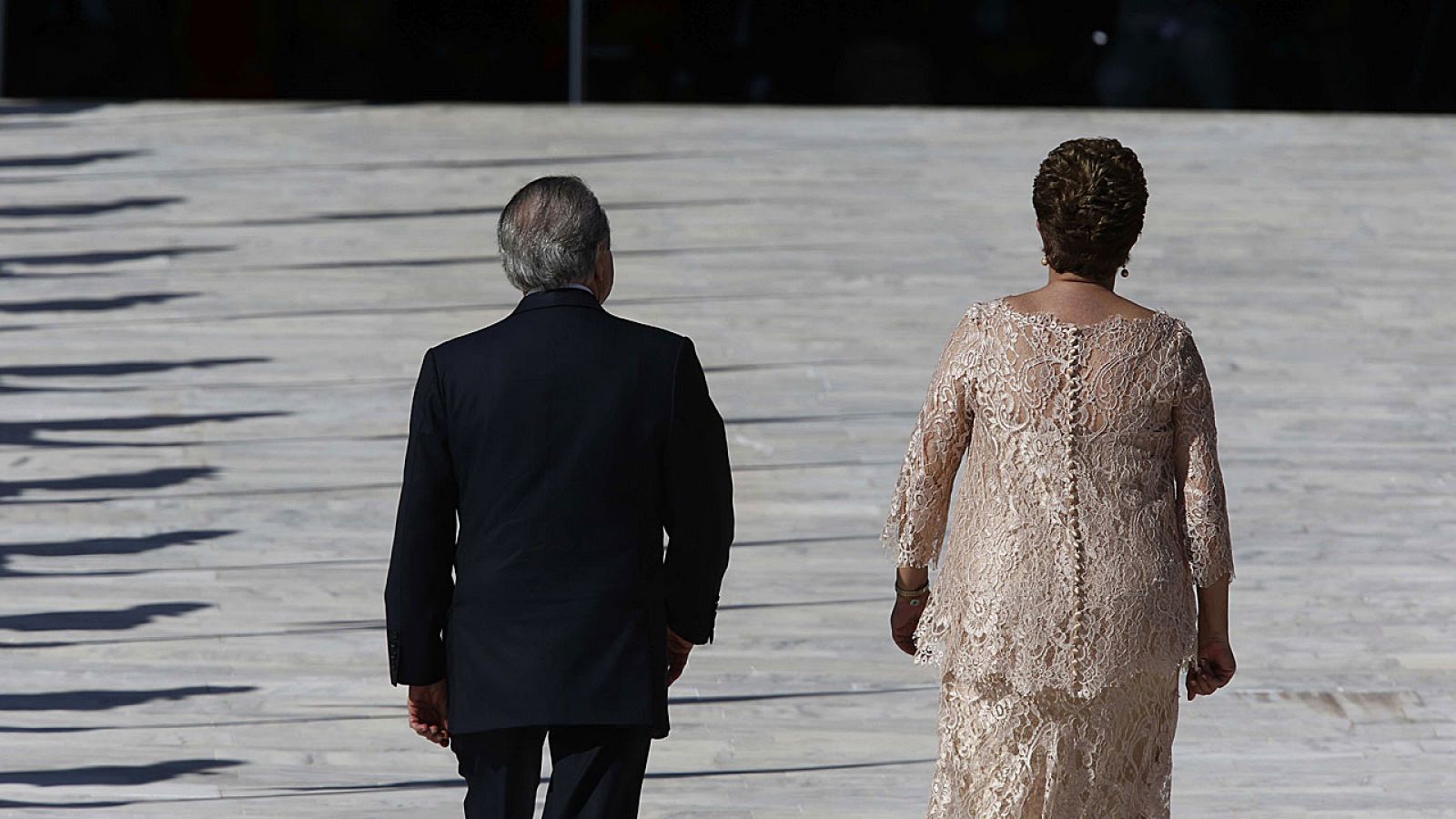 La presidenta brasileña, Dilma Rousseff, en el limbo, tras ser apartada temporalmente del poder.