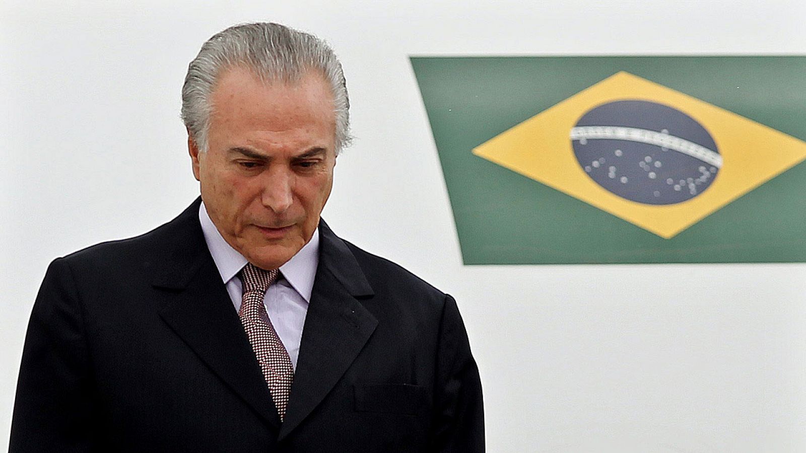 El presidente interino de Brasil, Michel Temer, ha dado el salto el sillón de Rousseff.