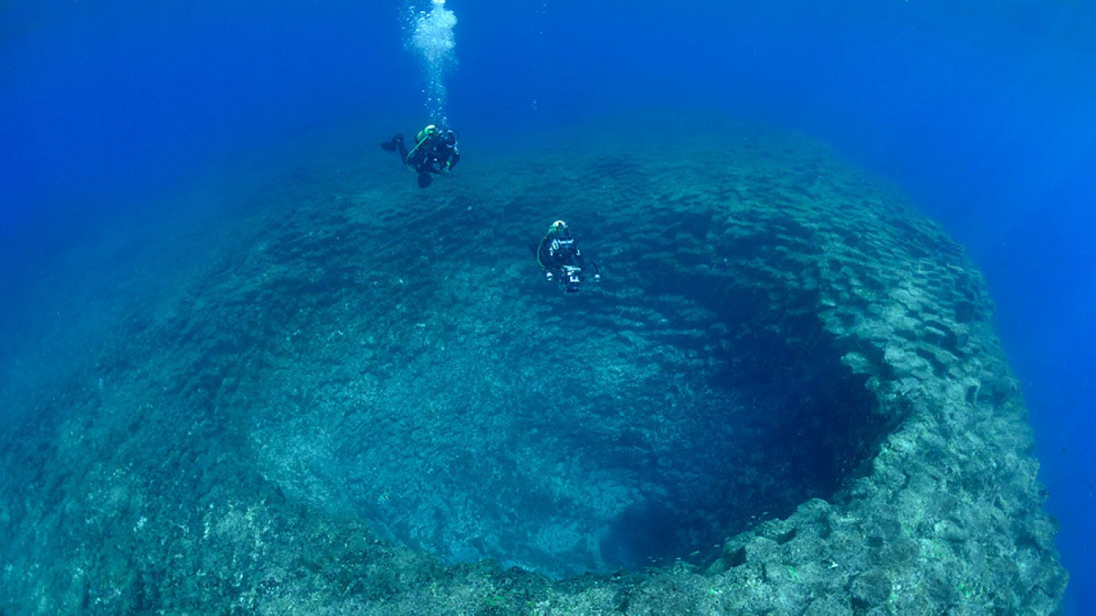 La expedición de 2014 se denominó  "Montañas submarinas del Atlántico".