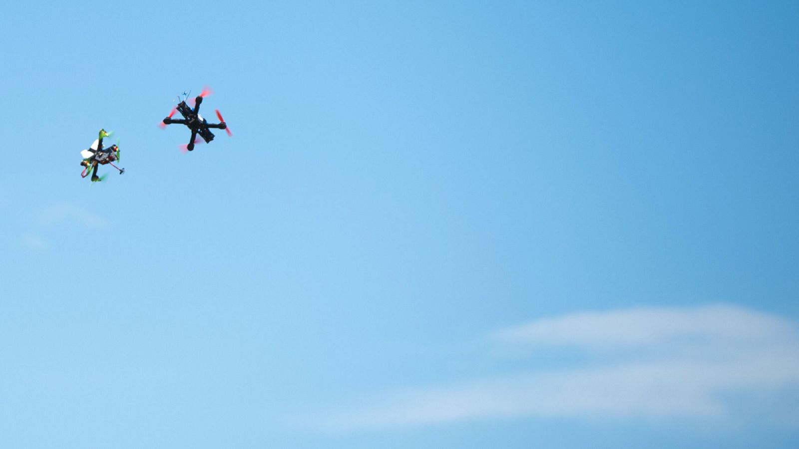 Los pilotos advierten del peligor del uso de drones cerca de aeropuertos
