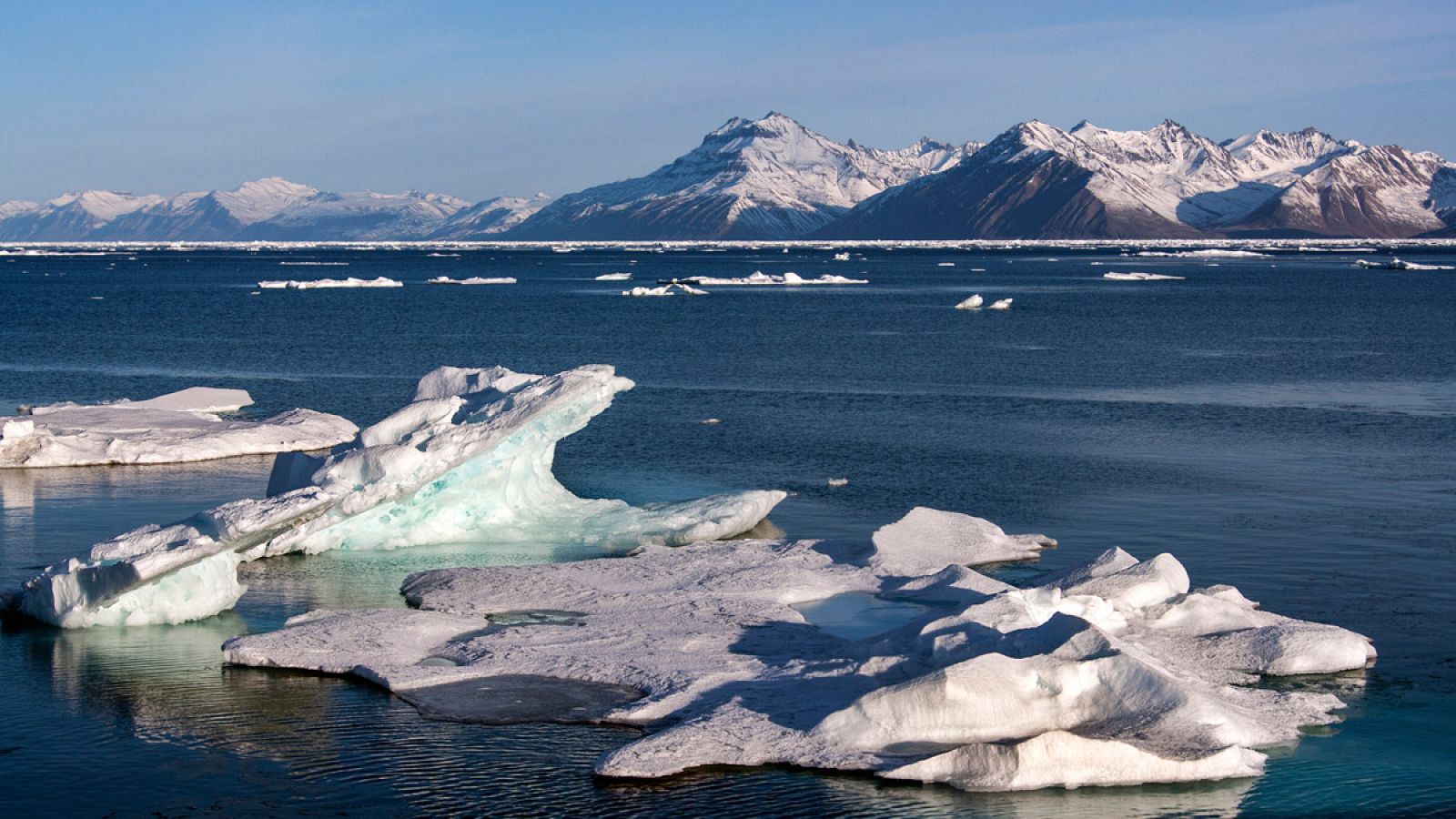 Aguas antiguas y profundas explican por qué el océano Antártico no se ha calentado.