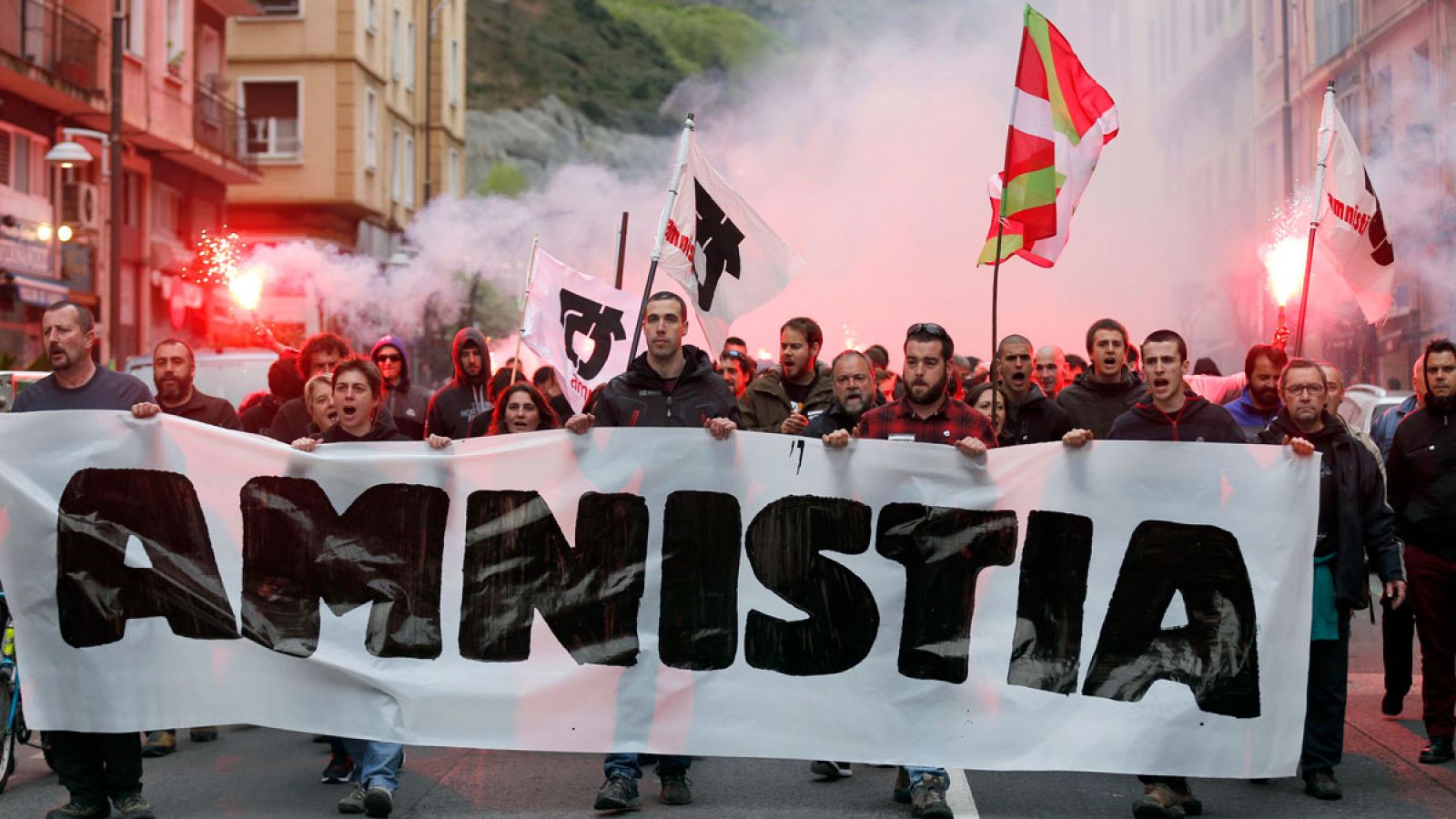 Manifestación en Bilbao para pedir la excarcelación de presos de ETA, el pasado mes de abril.