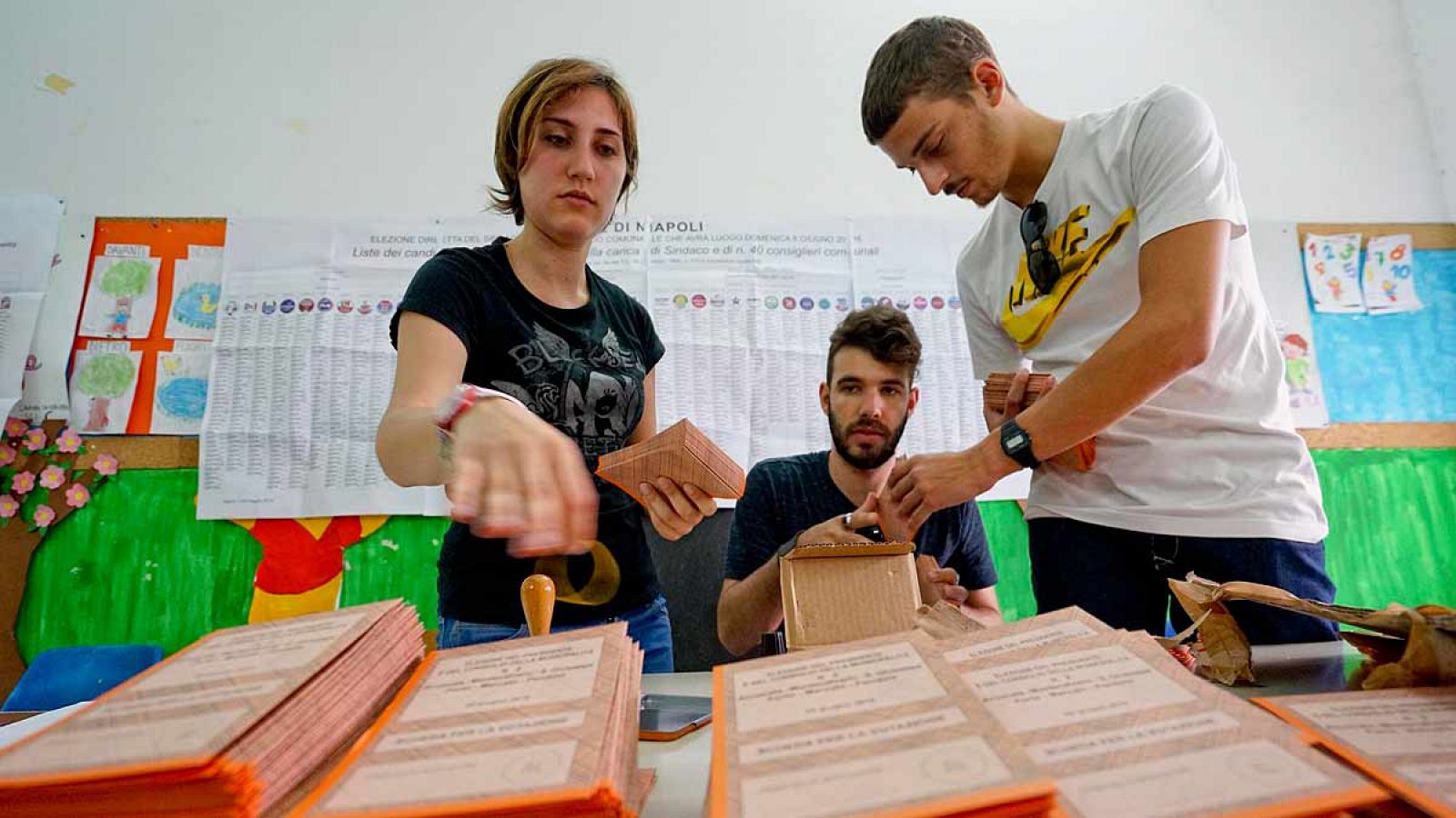 Italia celebra elecciones locales para renovar algunos de los ayuntamientos más importantes