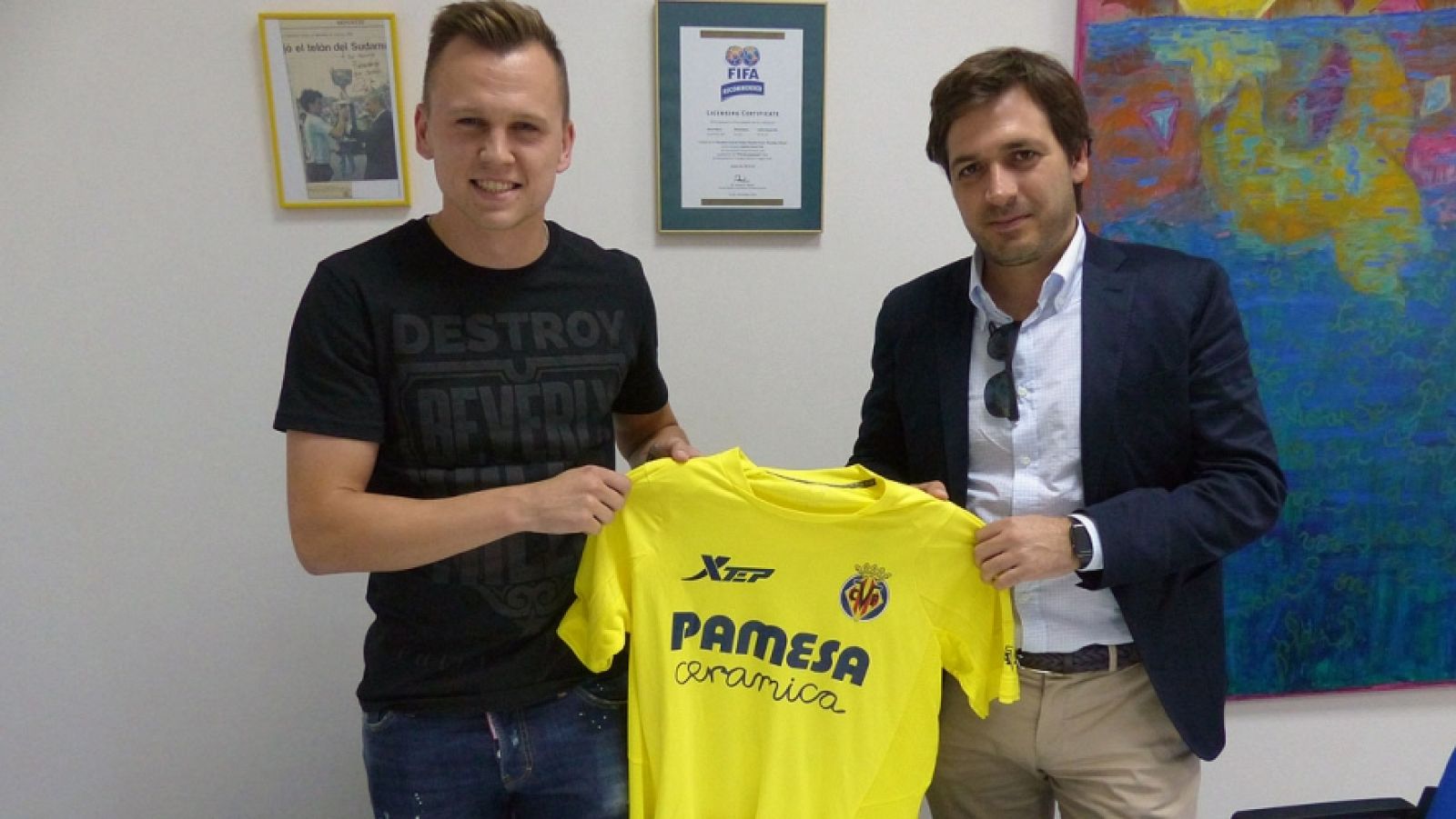 Cheryshev posa de nuevo con la elástica del Villarreal.