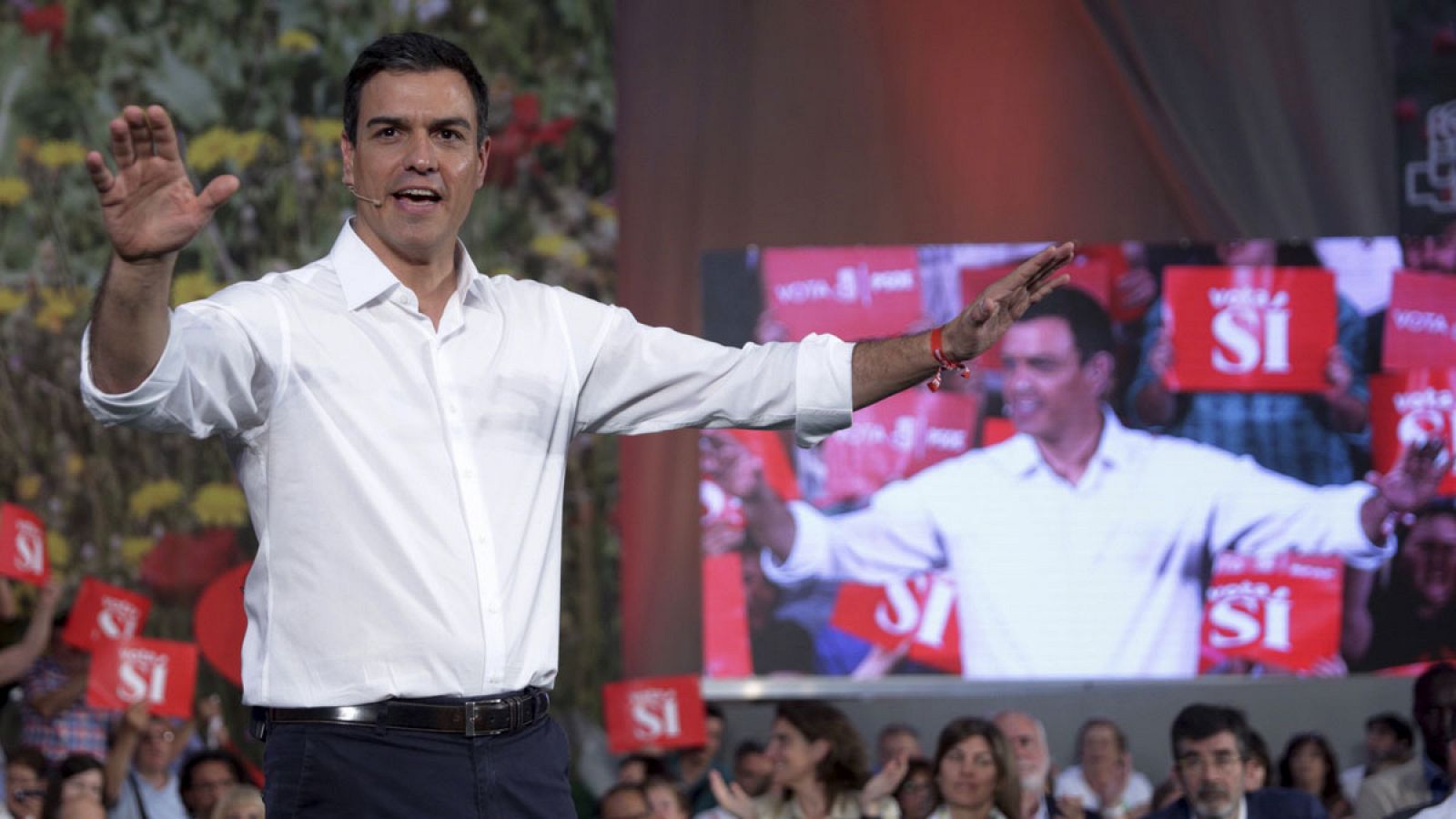 Pedro Sánchez, candidato del PSOE a la Presidencia del Gobierno, en un acto de campaña en Zaragoza