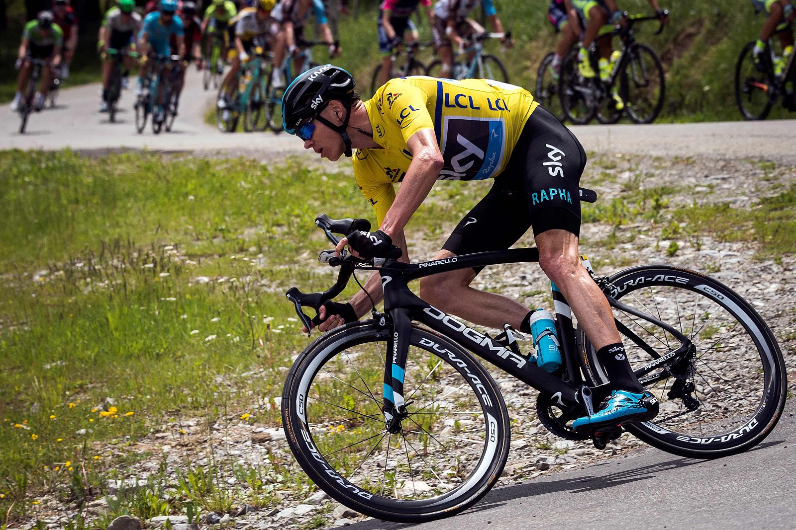 Froome durante una etapa de la Dauphinée, carrera que disputó como preparación para el Tour.
