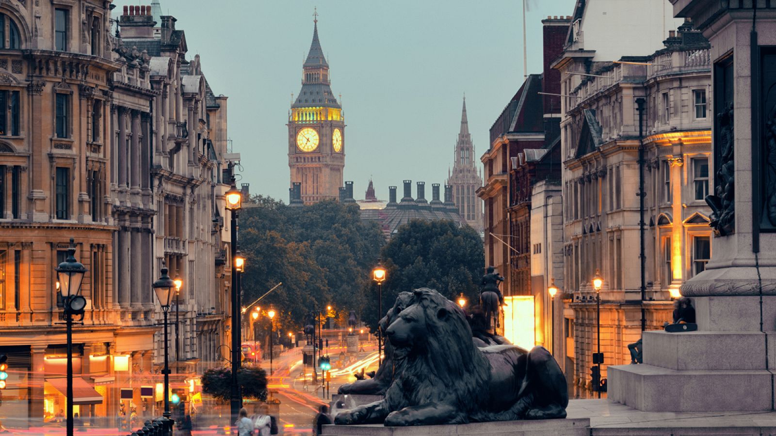 La Embajada de España en Londres ha difundido un comunicado para "tranquilizar" a la colonia española.