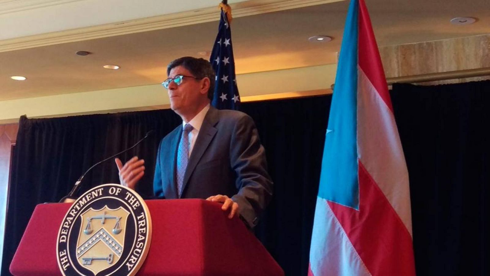 El secretario del Tesoro de Estados Unidos, Jacob Lew, tras una reunión entre Puerto Rico y EE.UU.