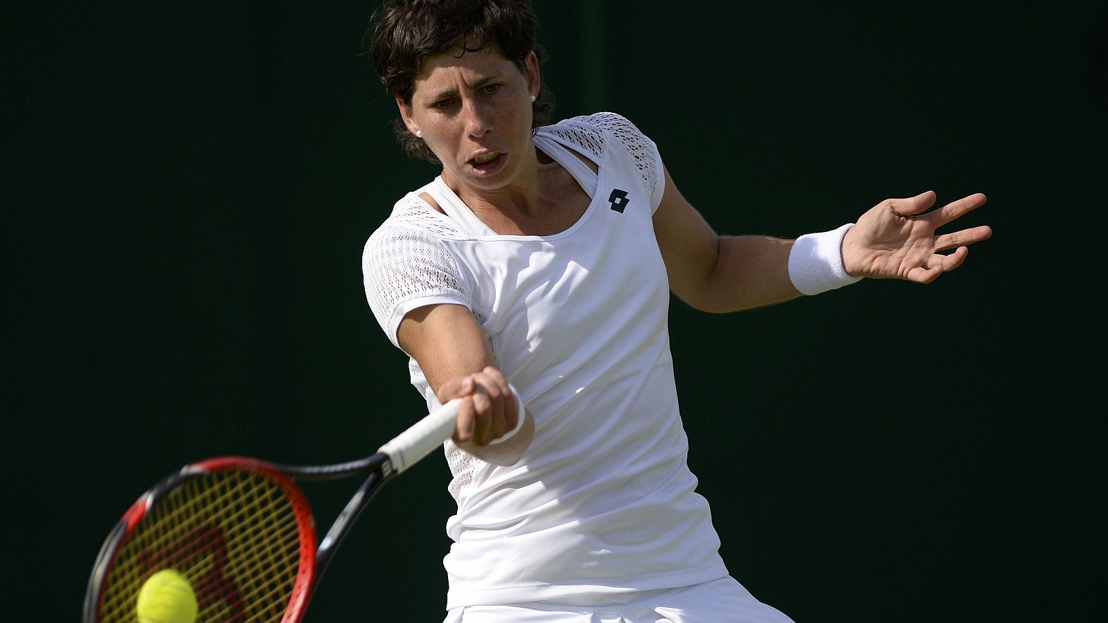 Carla Suárez se clasifica para los octavos de final en Wimbledon