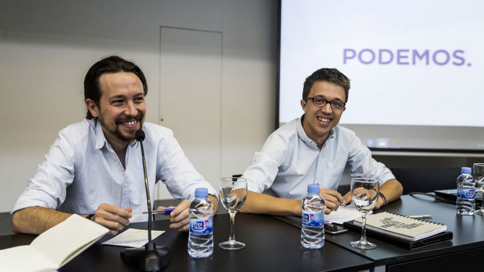 El secretario general de Podemos, Pablo Iglesias, junto a su número dos, Íñigo Errejón